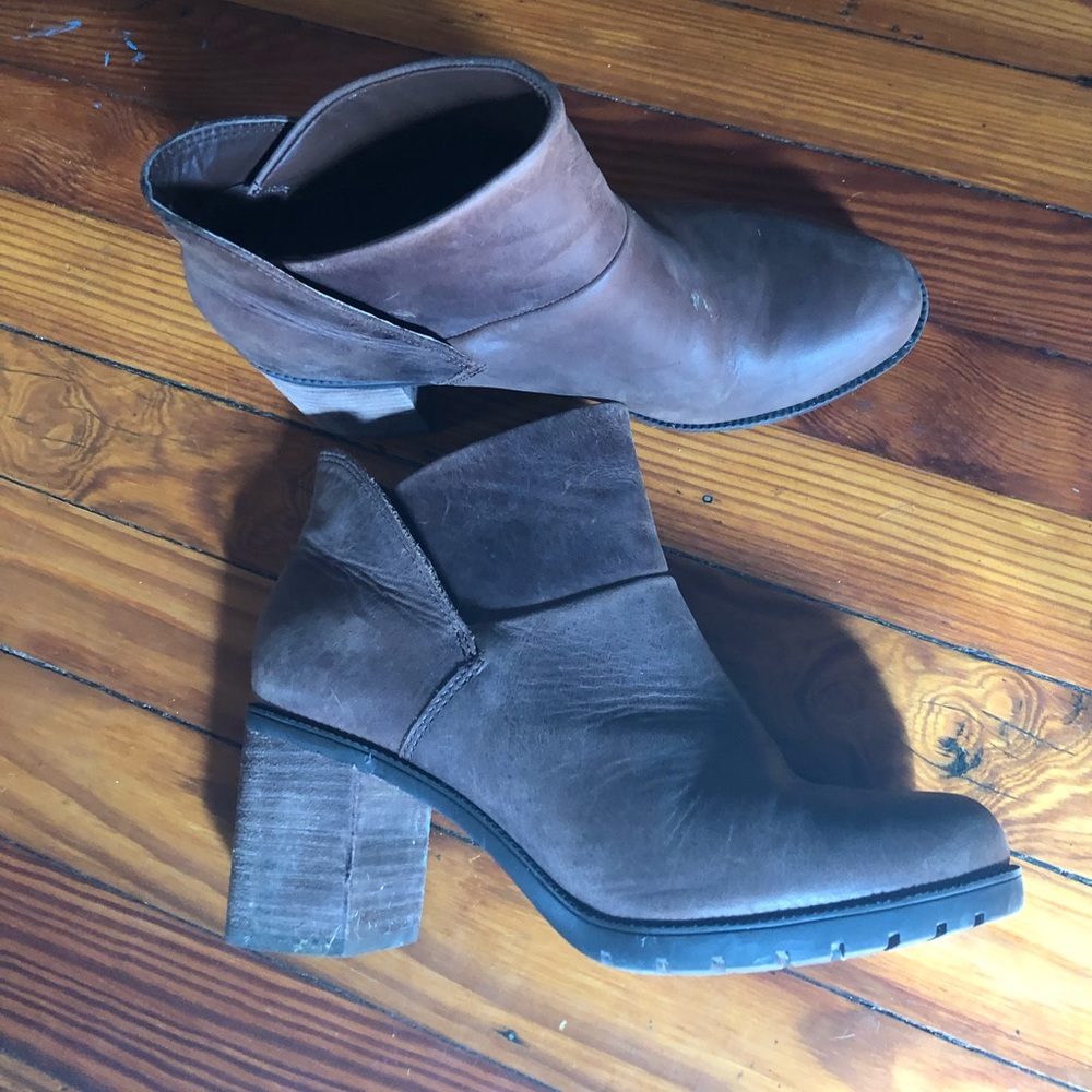 Clark’s artisan booties
